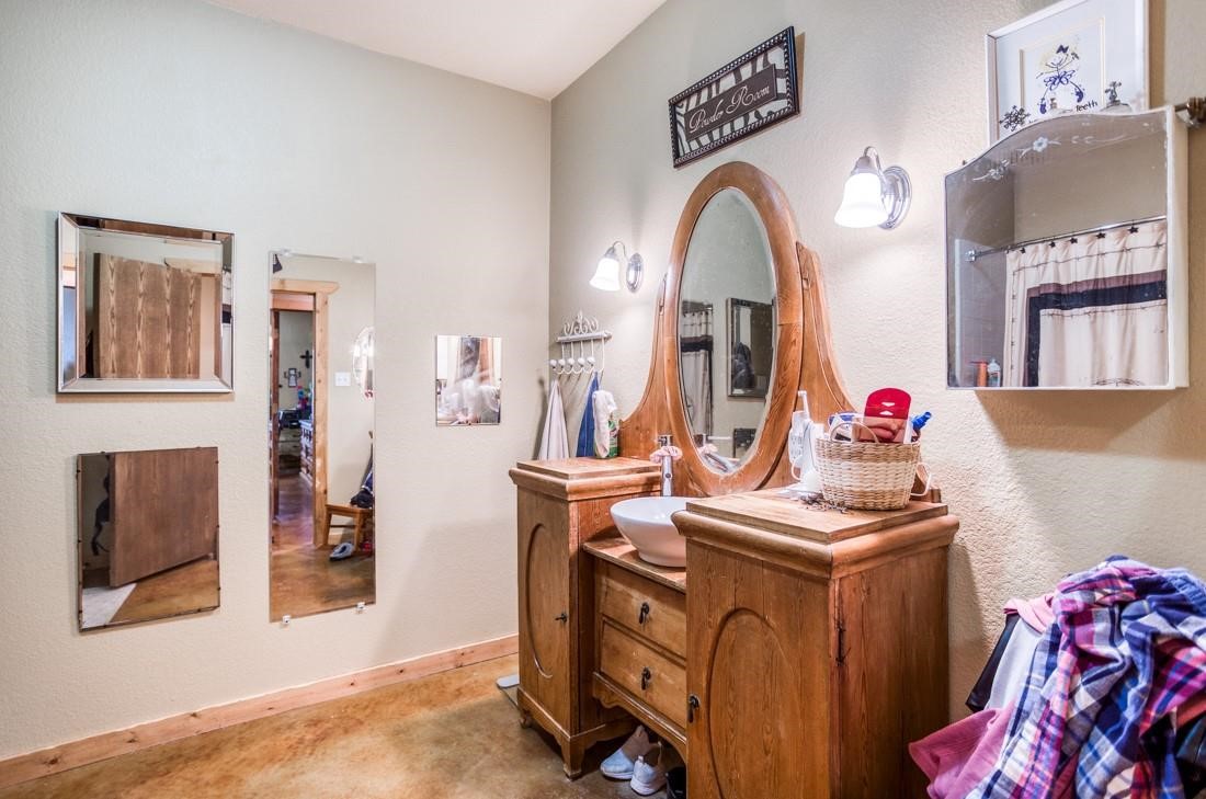 15350 Us Highway 380 Krum TX 76249