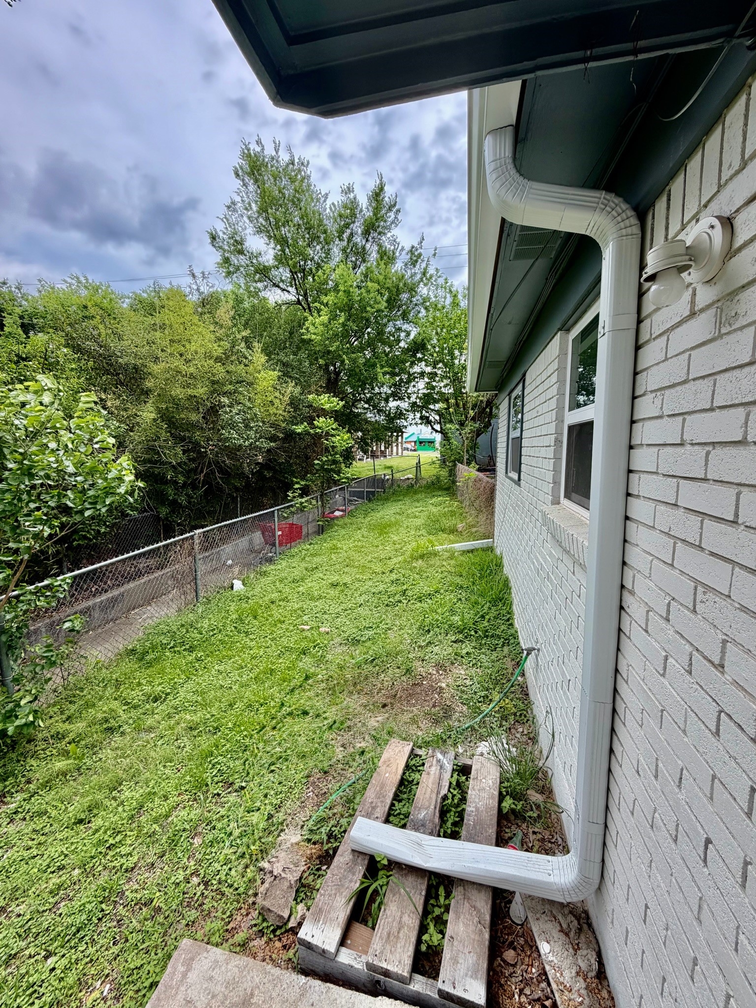 1814 Martin Luther Drive Arlington TX 76010