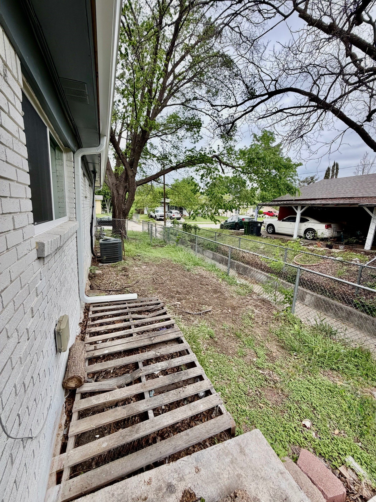1814 Martin Luther Drive Arlington TX 76010