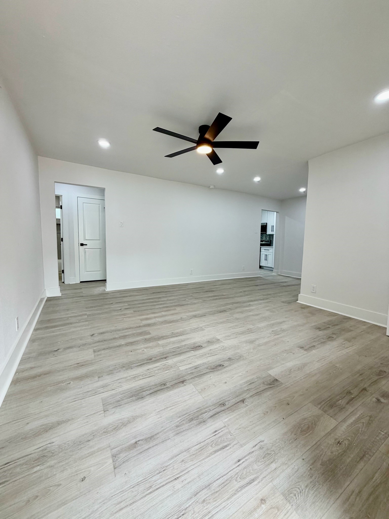 1814 Martin Luther Drive Arlington TX 76010