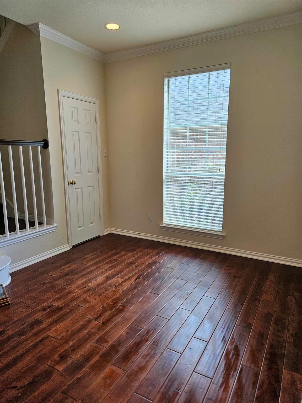 611 Ashbrook Court Euless TX 76039