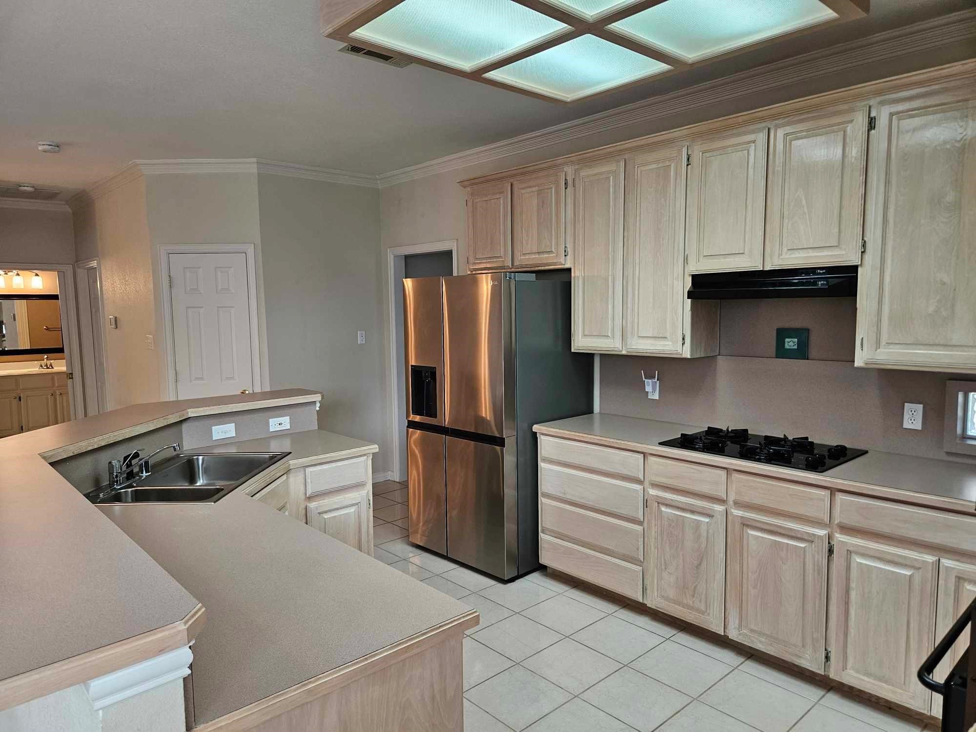 611 Ashbrook Court Euless TX 76039