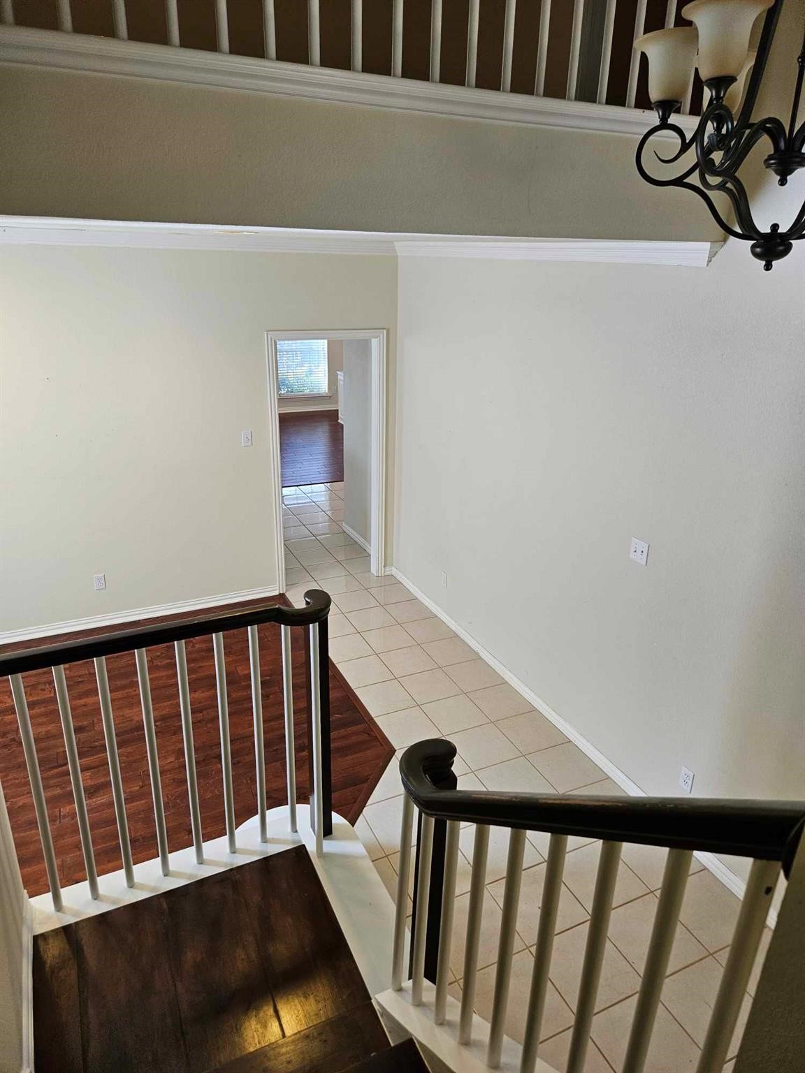 611 Ashbrook Court Euless TX 76039