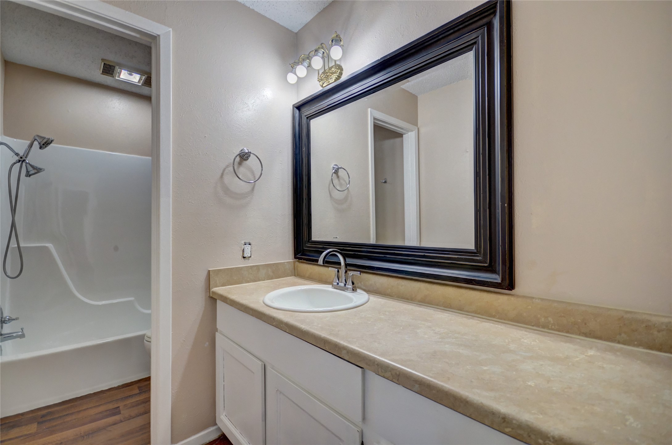 3319 Crites Street Richland Hills TX 76118