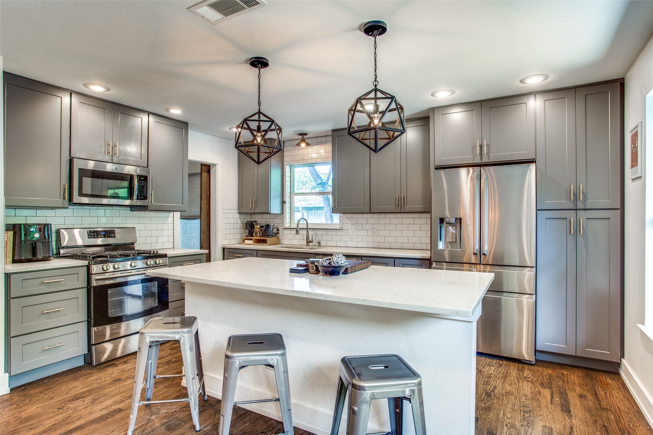 2427 Driftway Drive Dallas TX 75228