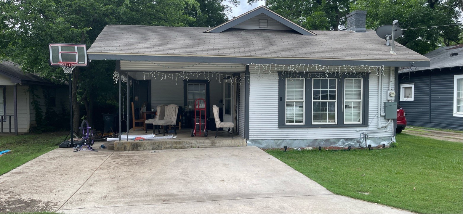 114 Claude Avenue Cleburne TX 76031