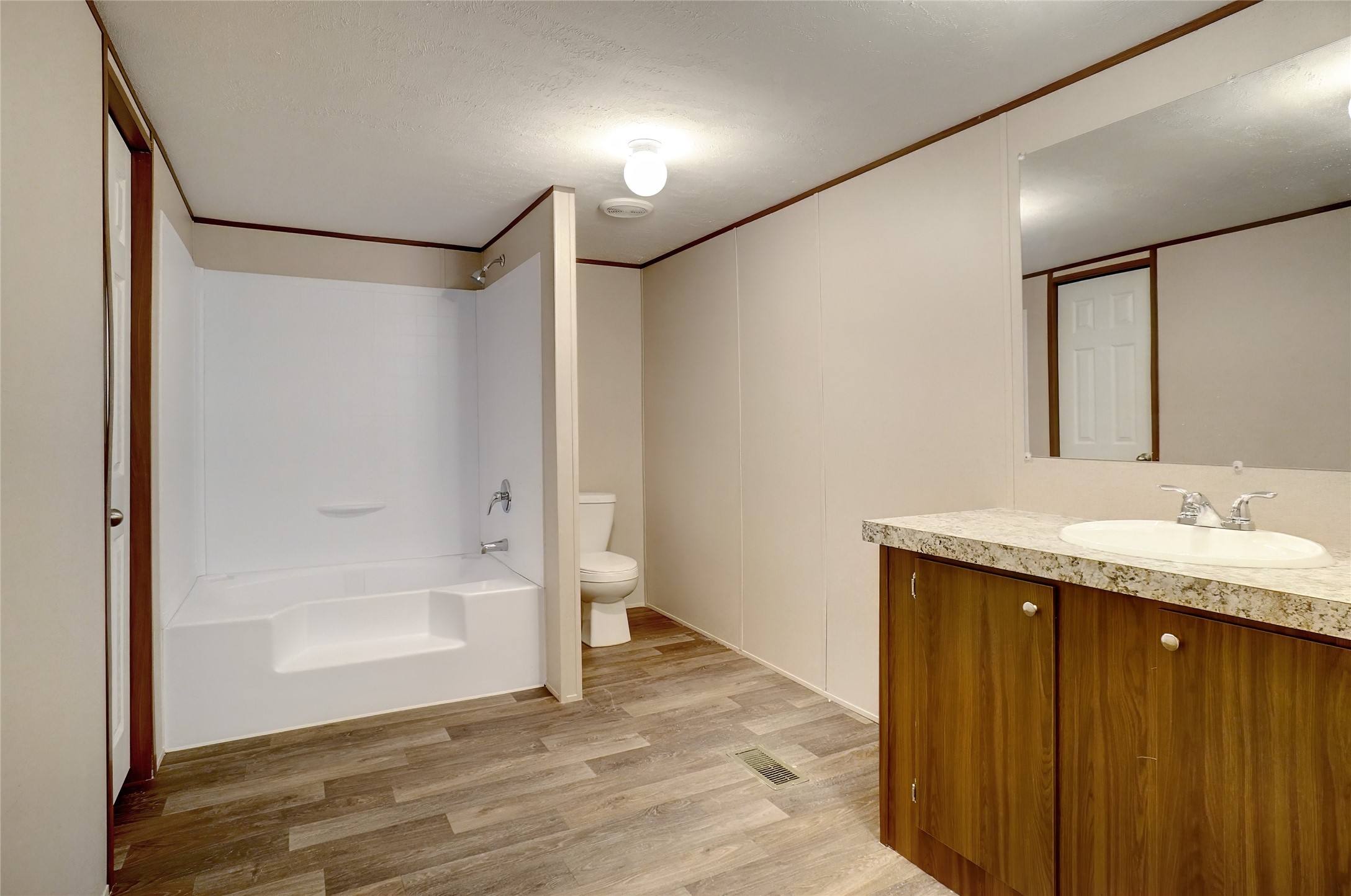 2509 Elk Trail Granbury TX 76048