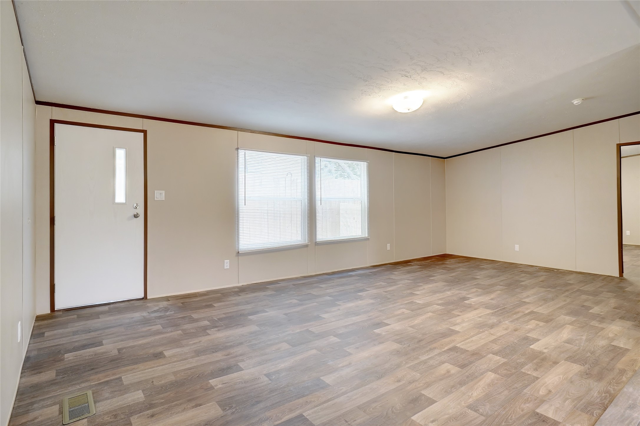 2509 Elk Trail Granbury TX 76048