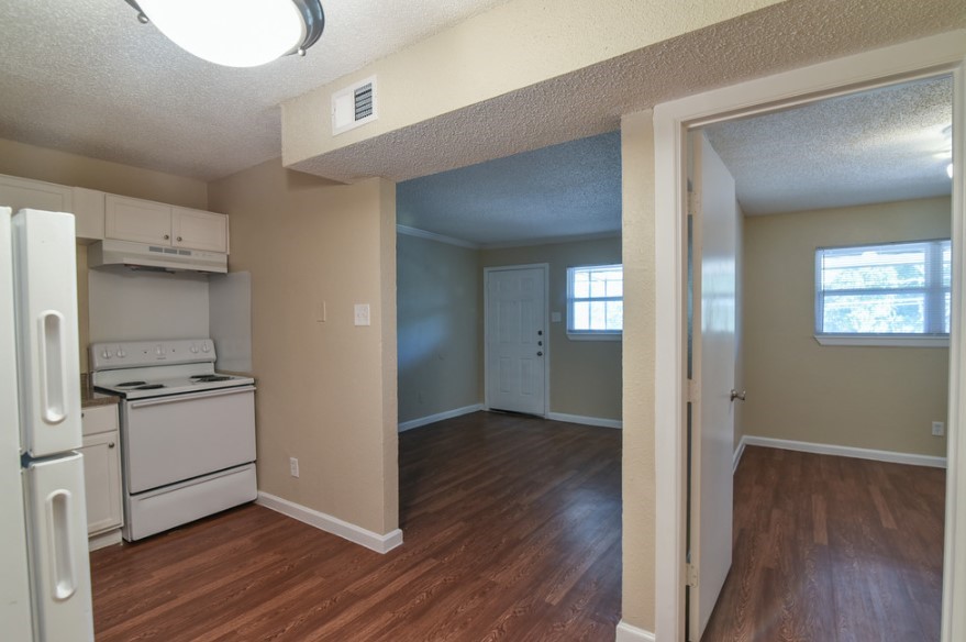 8128 Barclay Street Dallas TX 75227