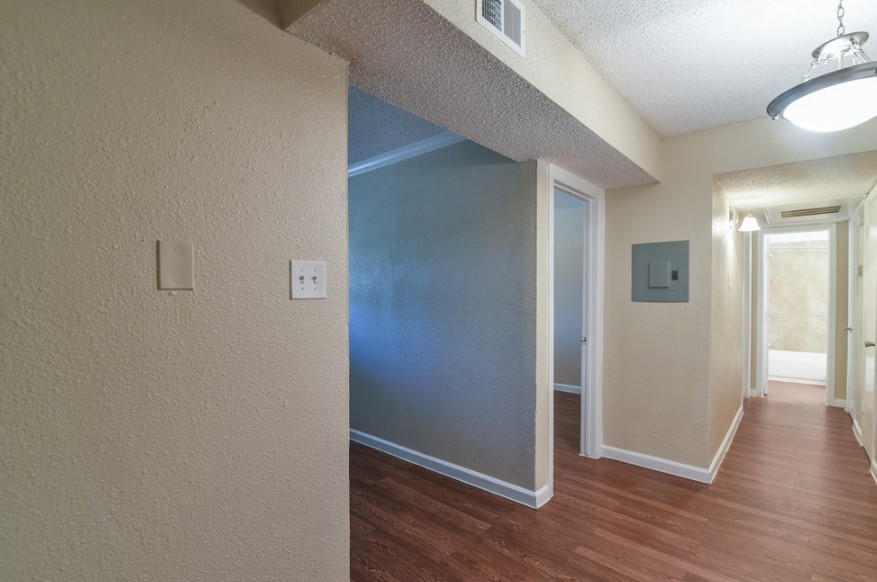 8128 Barclay Street Dallas TX 75227