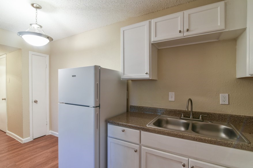 8128 Barclay Street Dallas TX 75227