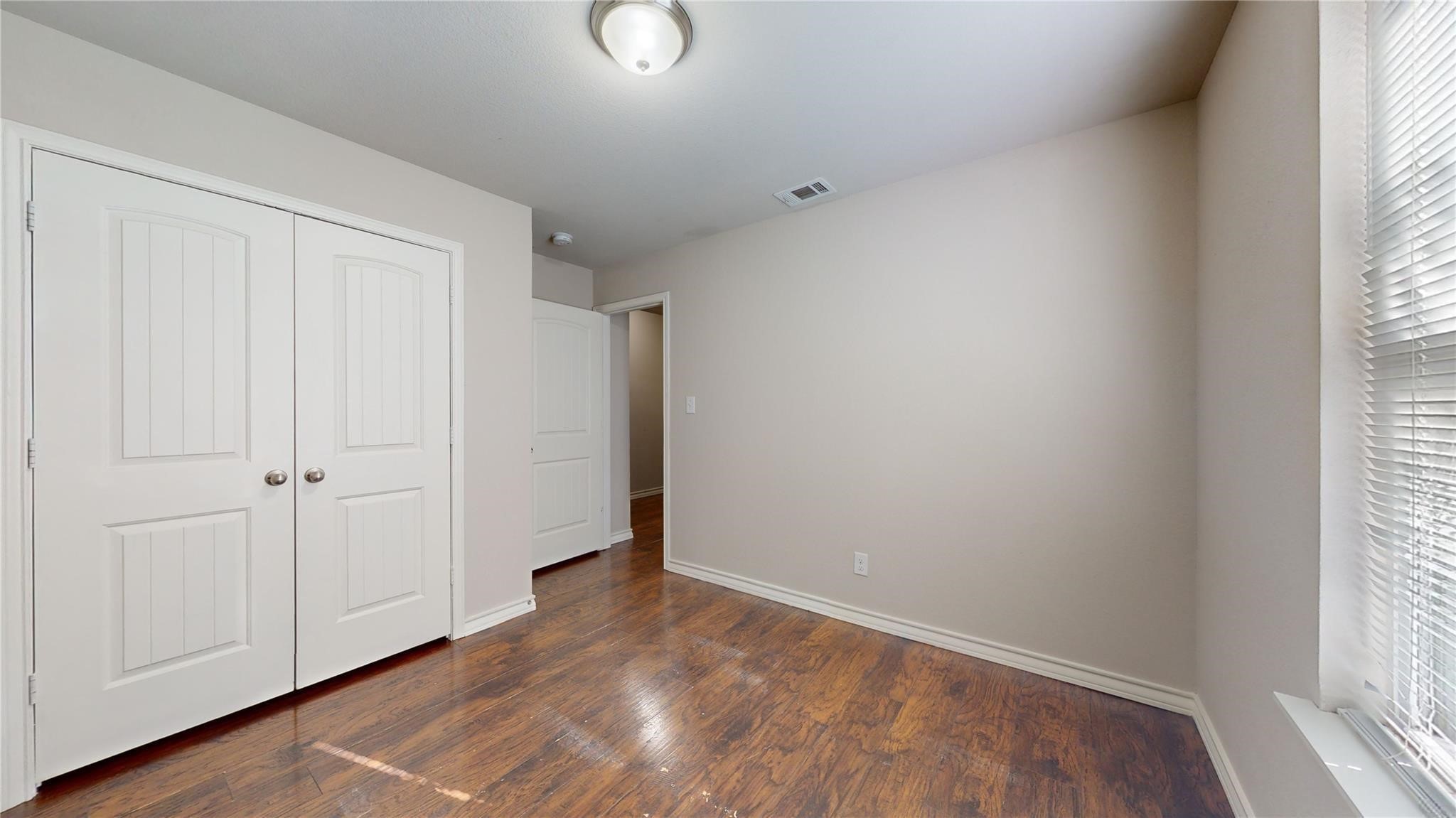2104 Daniel Street Fort Worth TX 76104