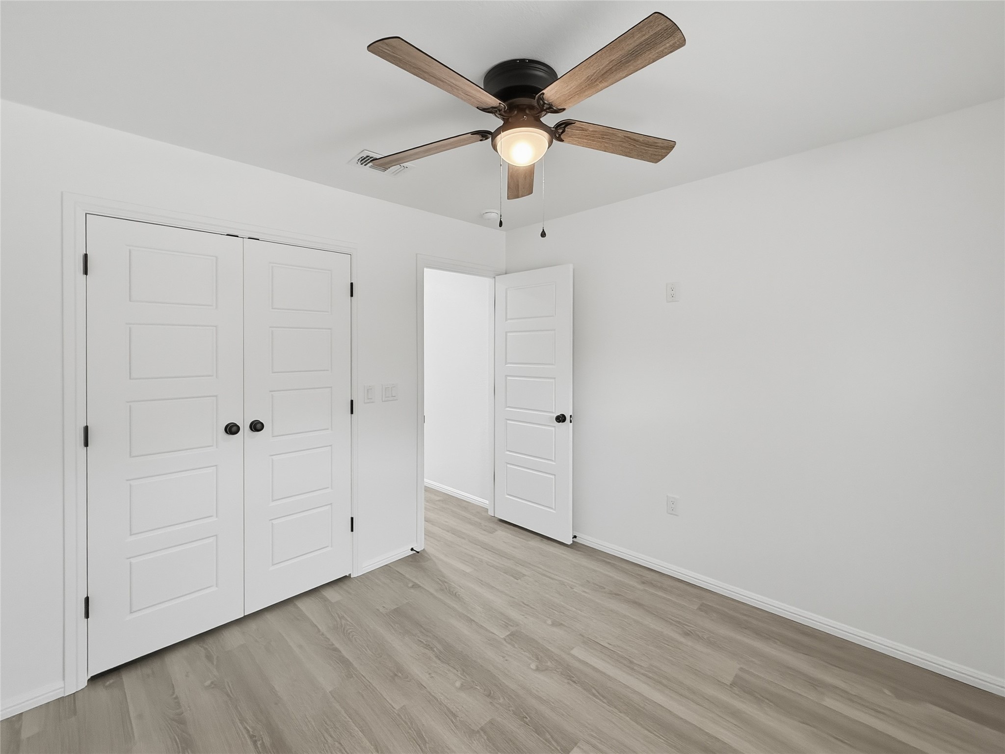 919 Arkansas River Drive Granbury TX 76048