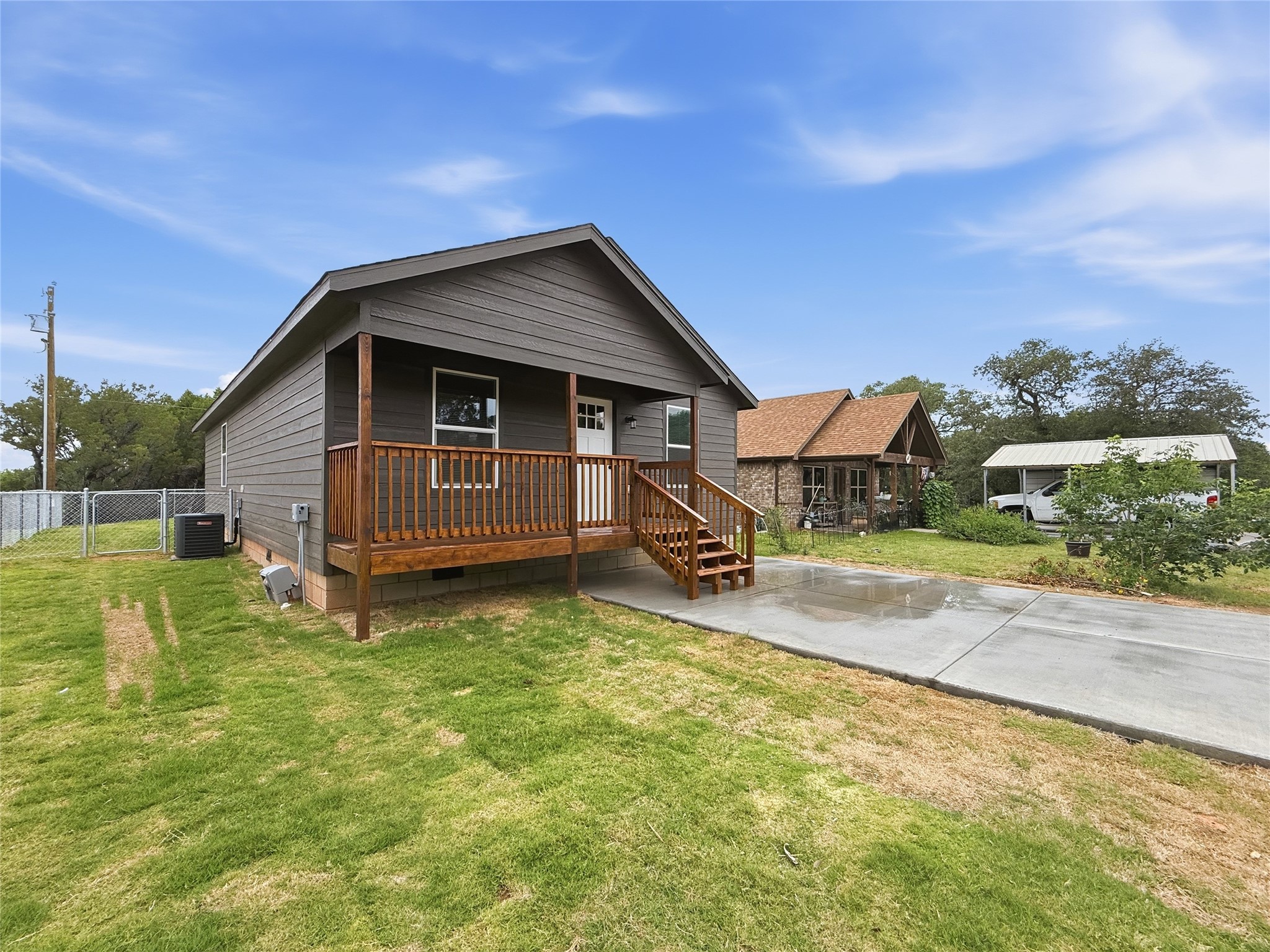919 Arkansas River Drive Granbury TX 76048