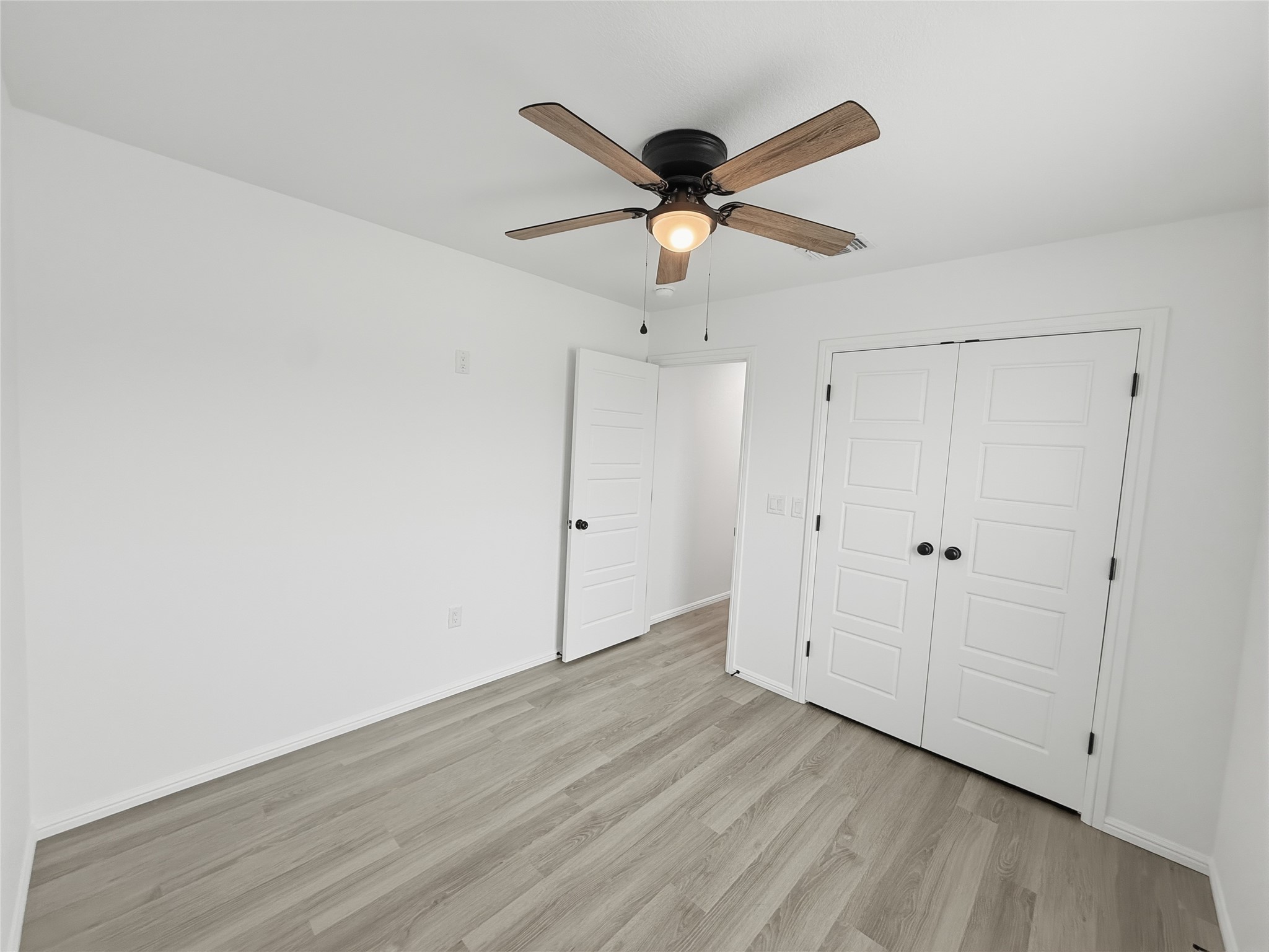 919 Arkansas River Drive Granbury TX 76048