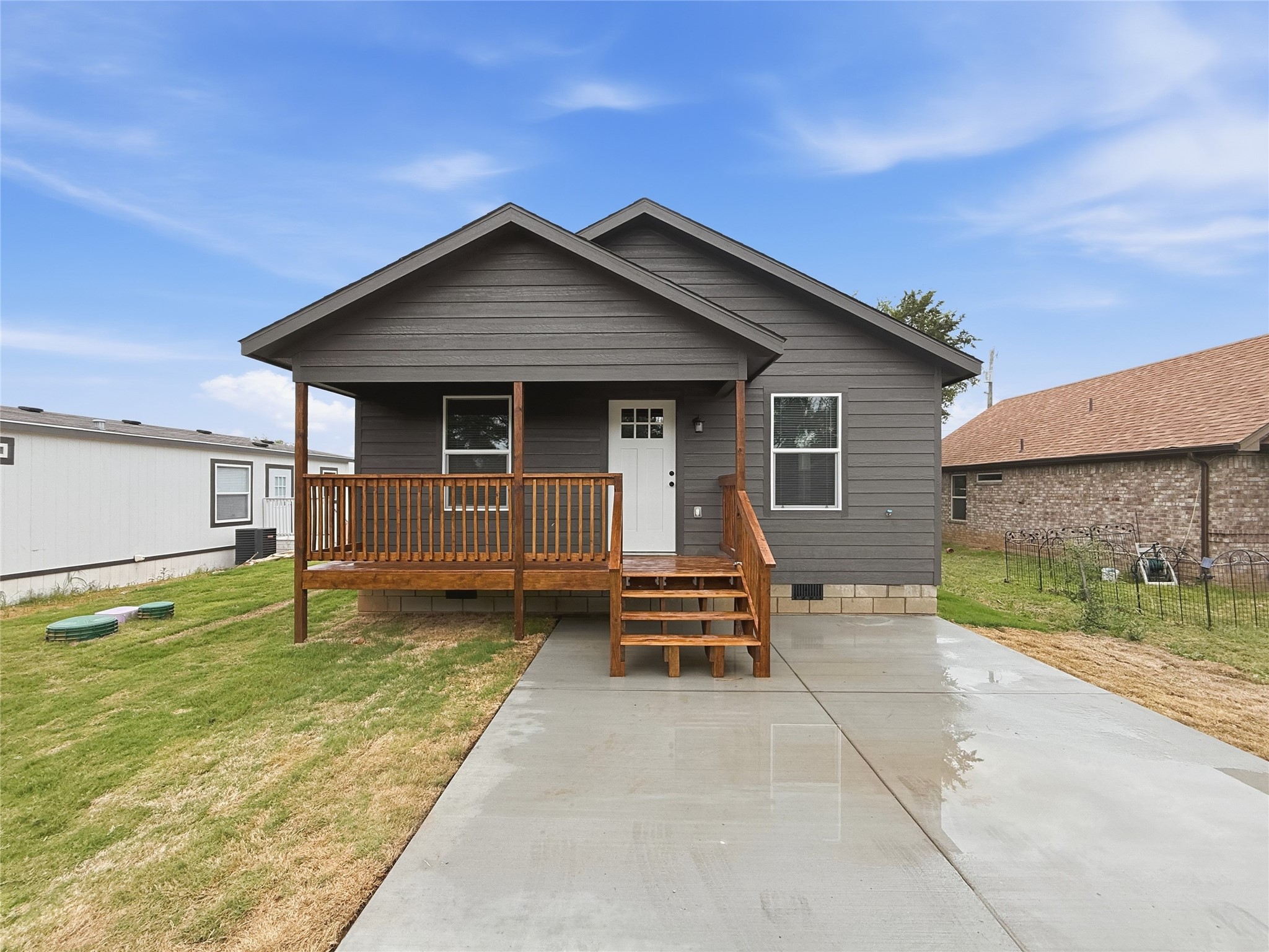 919 Arkansas River Drive Granbury TX 76048