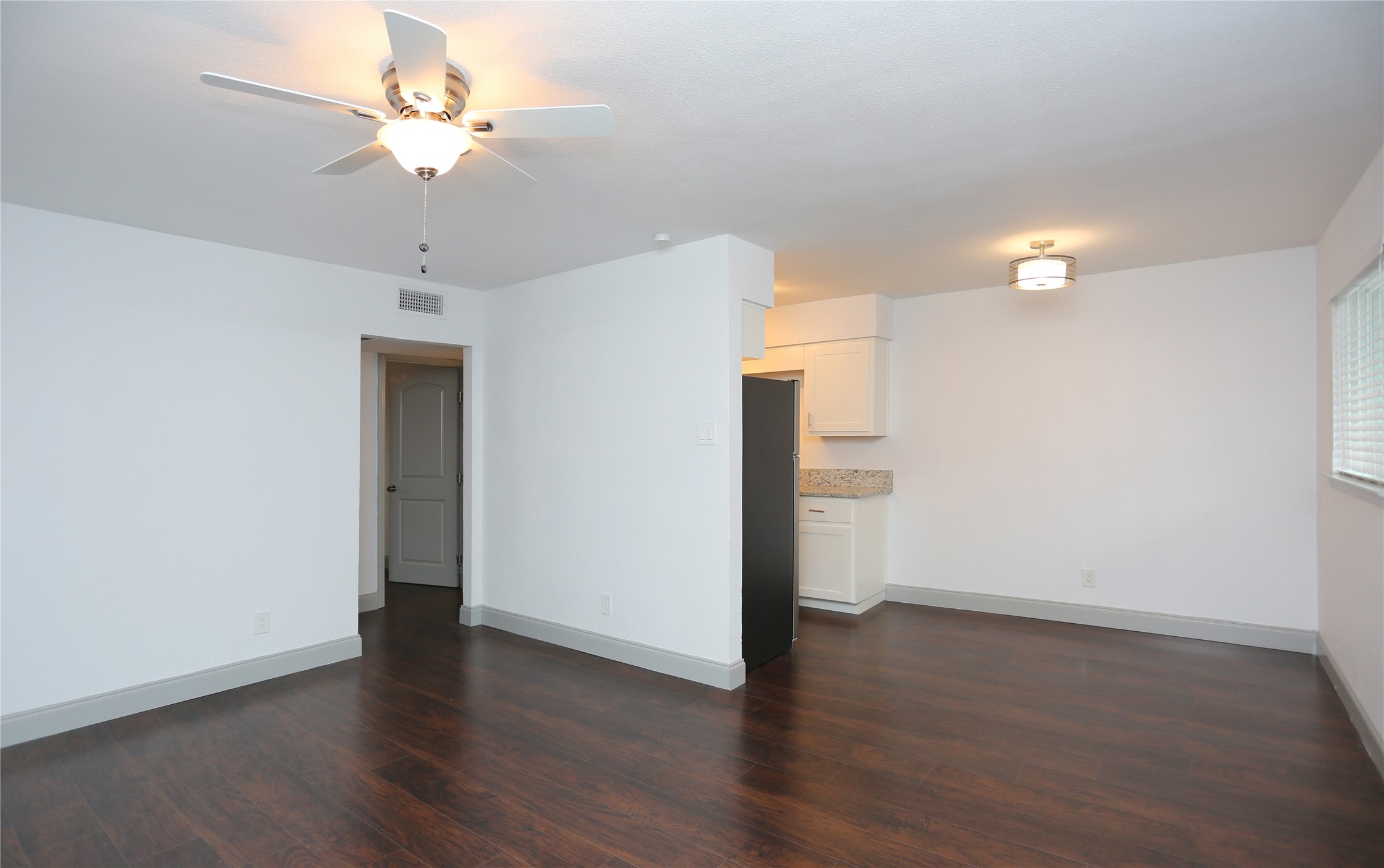 404 E 9th Street Dallas TX 75203