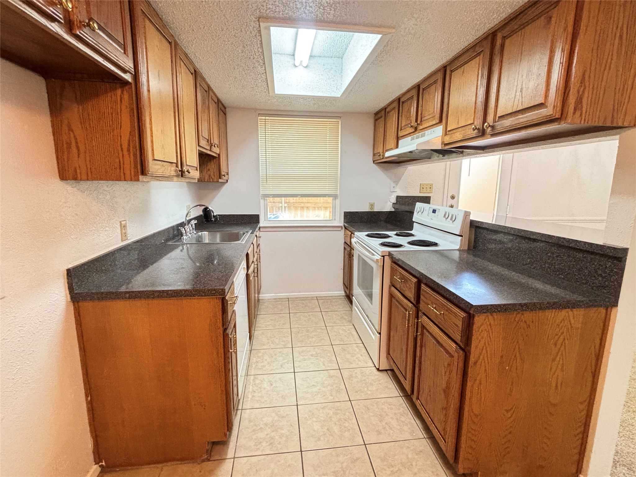 2426 N Graham Drive Arlington TX 76013