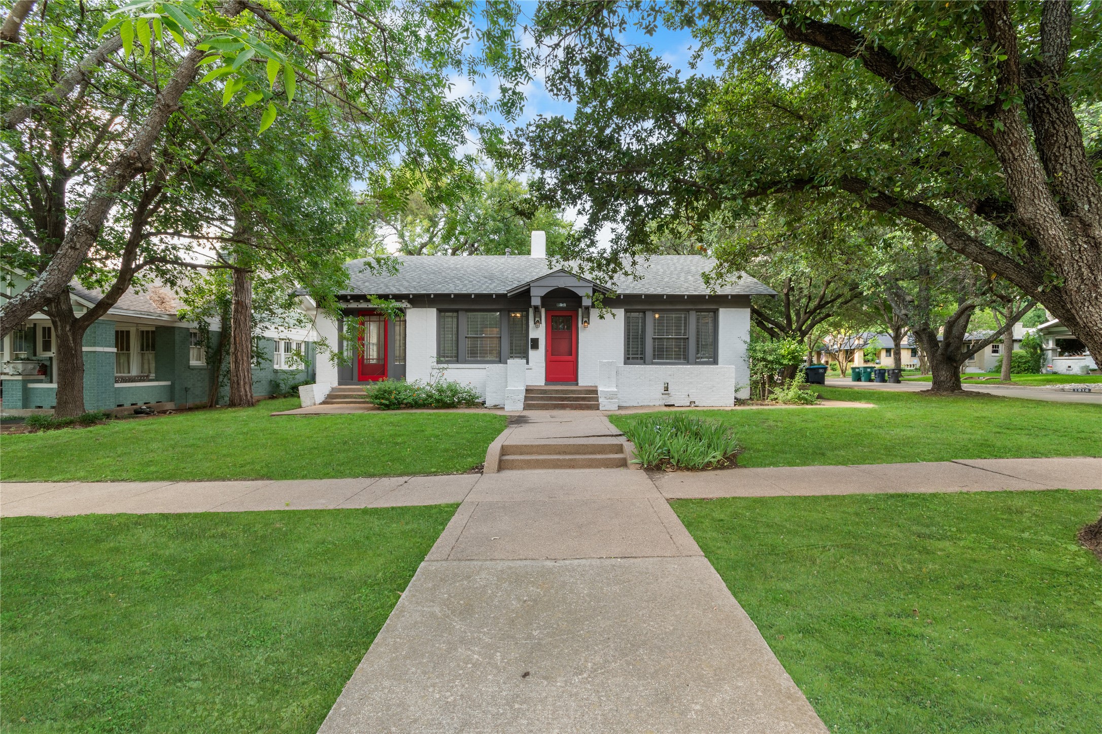 1921 Ben Hall Court Fort Worth TX 76110