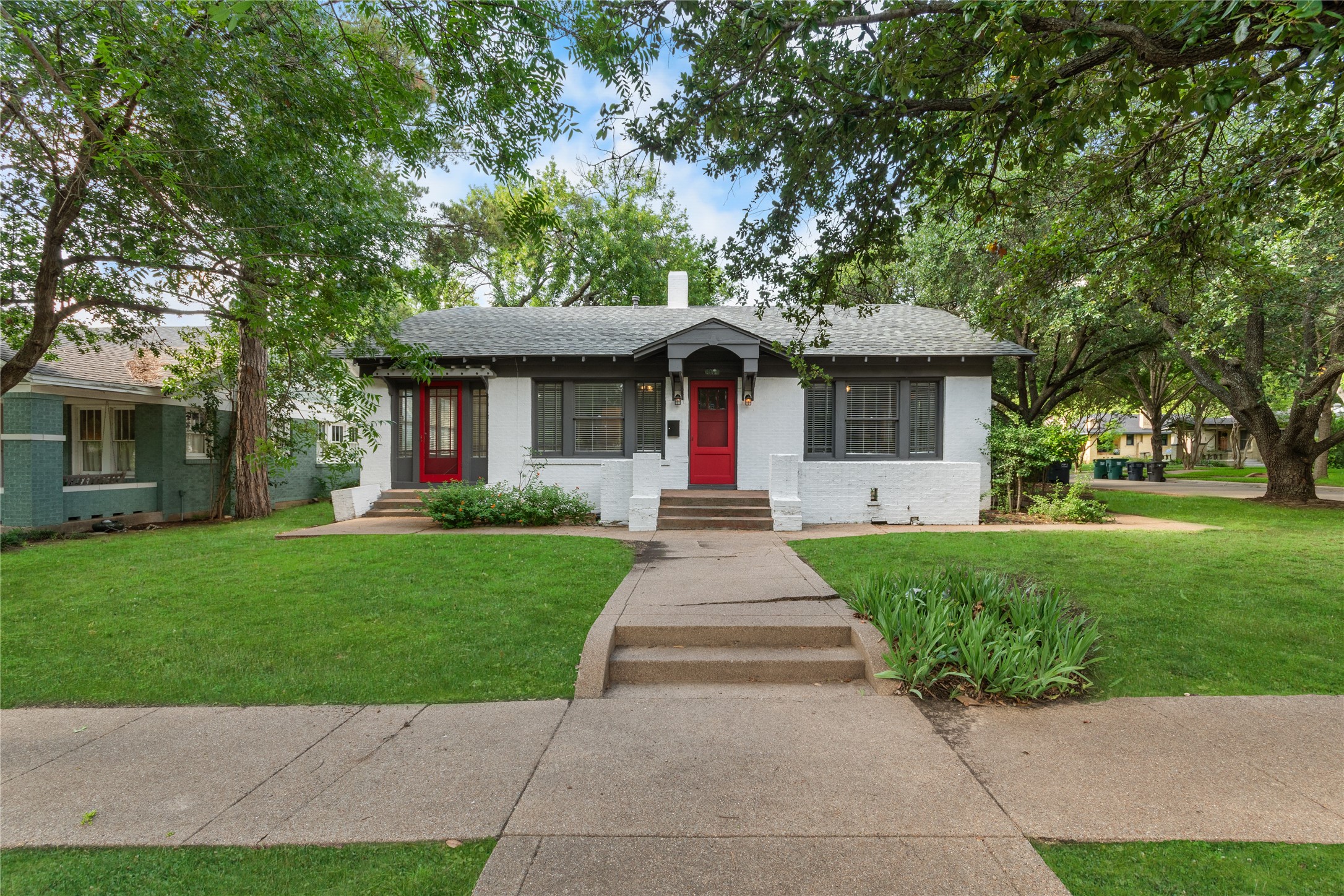 1921 Ben Hall Court Fort Worth TX 76110