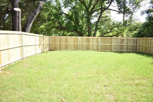 1216 W Nelson Street Denison TX 75020