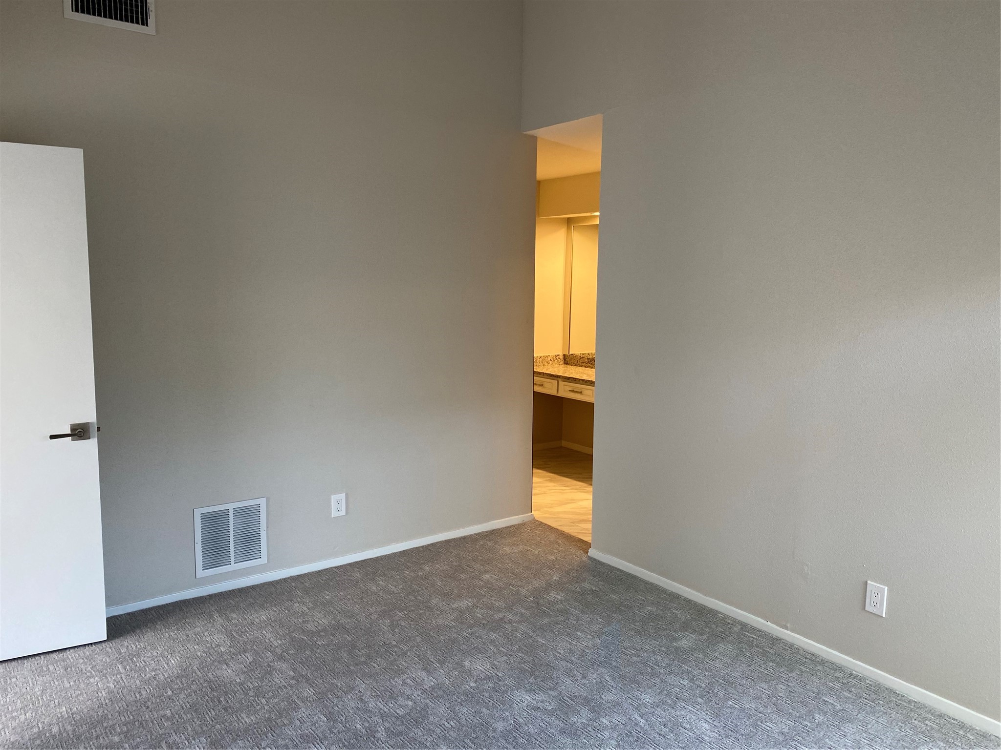 3936 Travis Dallas TX 75204