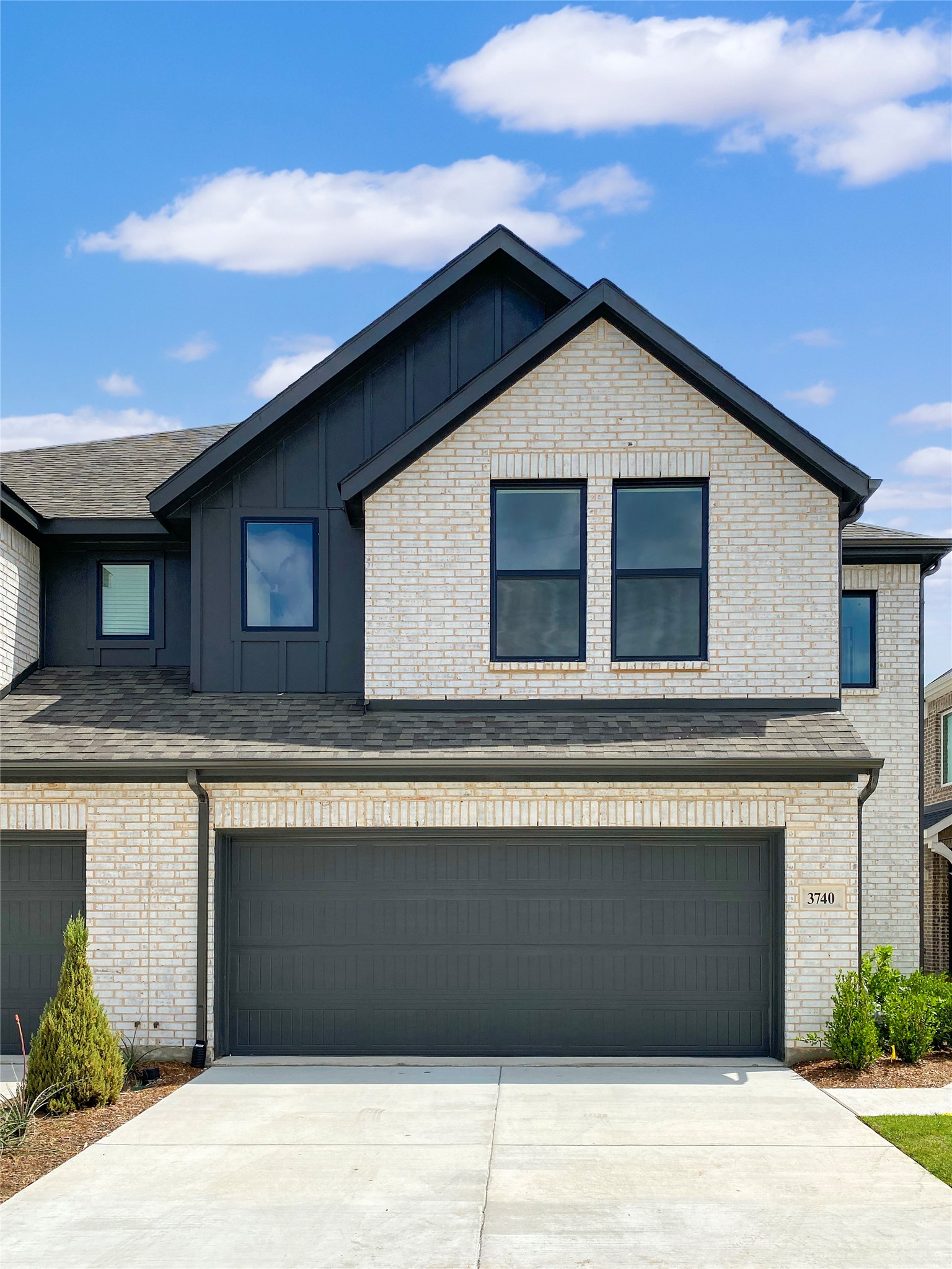 3740 Pierce Lane Grand Prairie TX 75052
