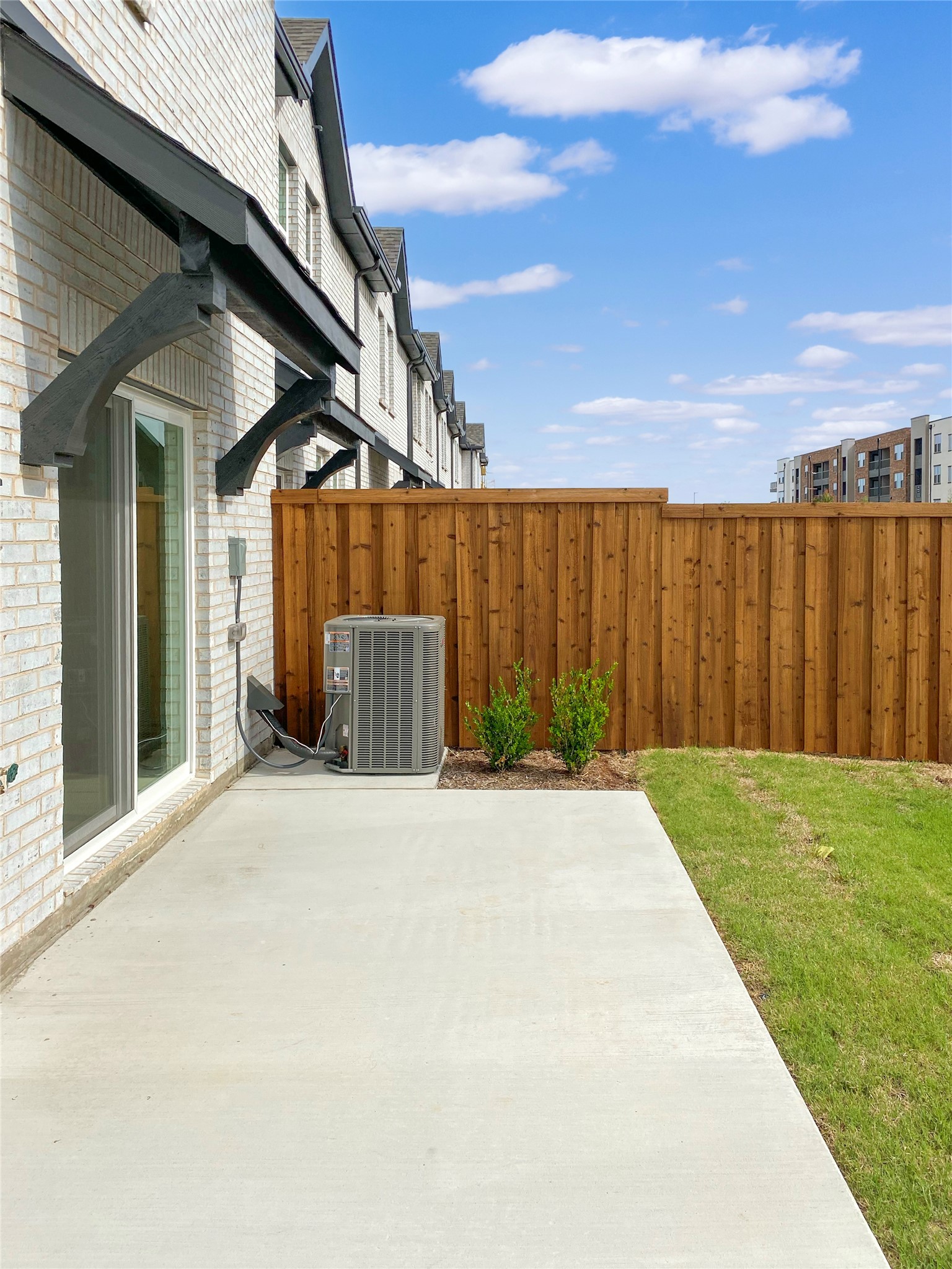 3740 Pierce Lane Grand Prairie TX 75052