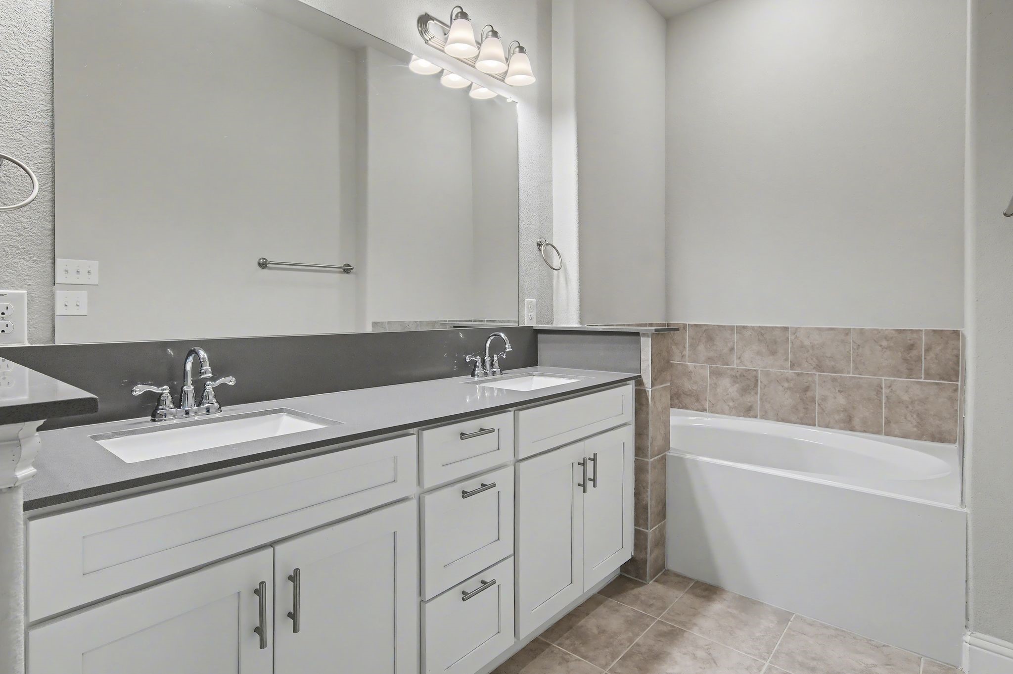 209 Suma Drive Euless TX 76040