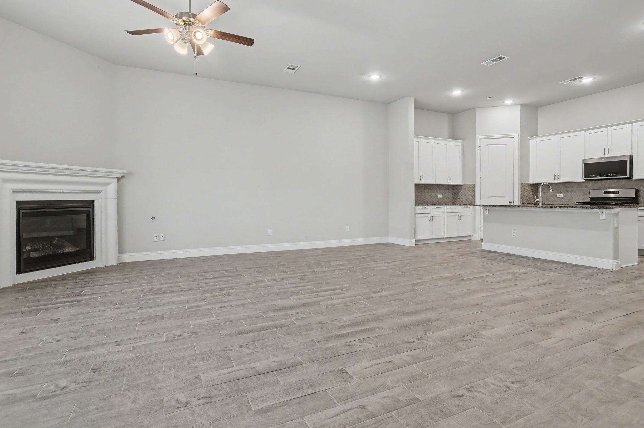 209 Suma Drive Euless TX 76040