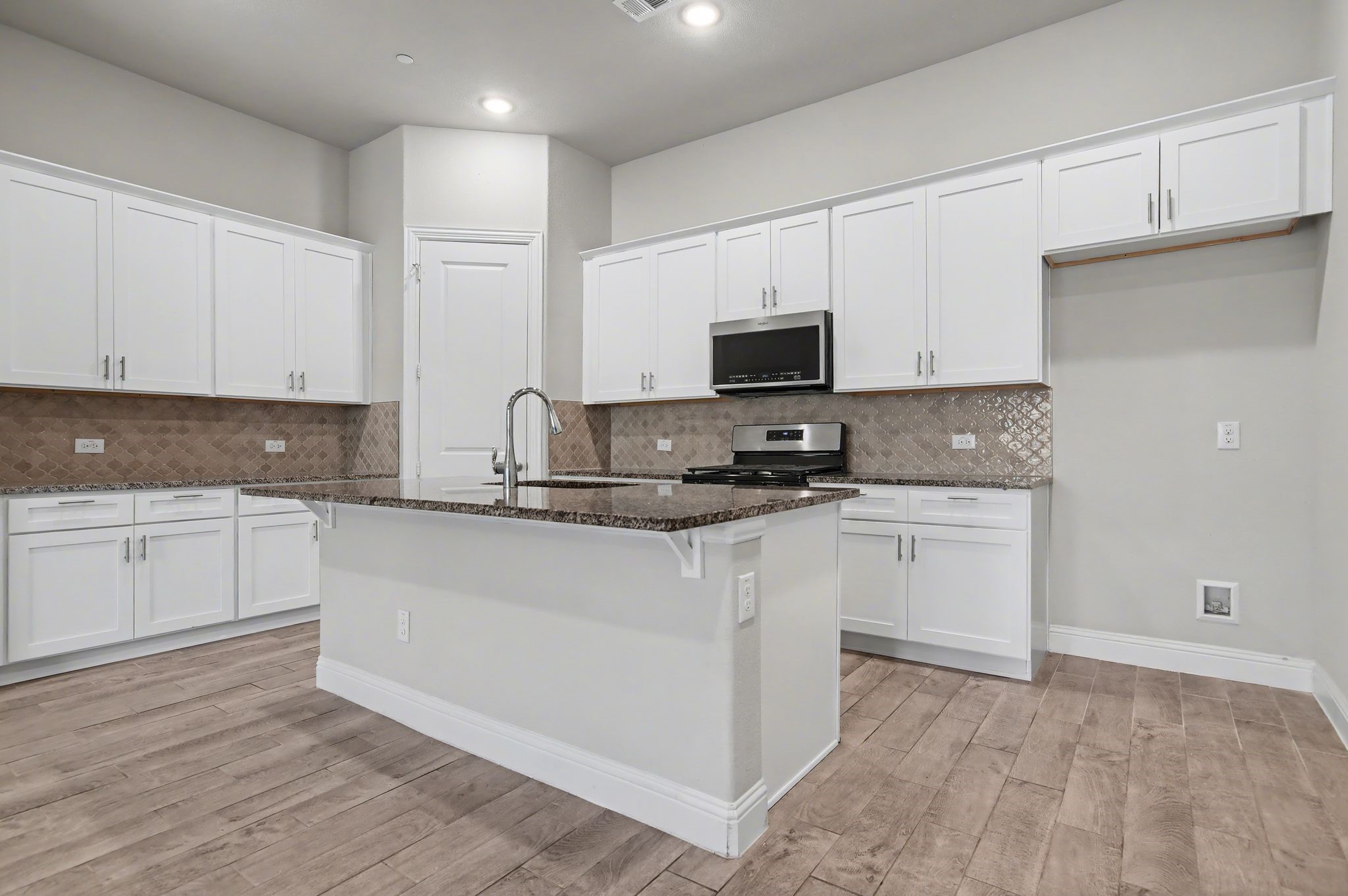 209 Suma Drive Euless TX 76040