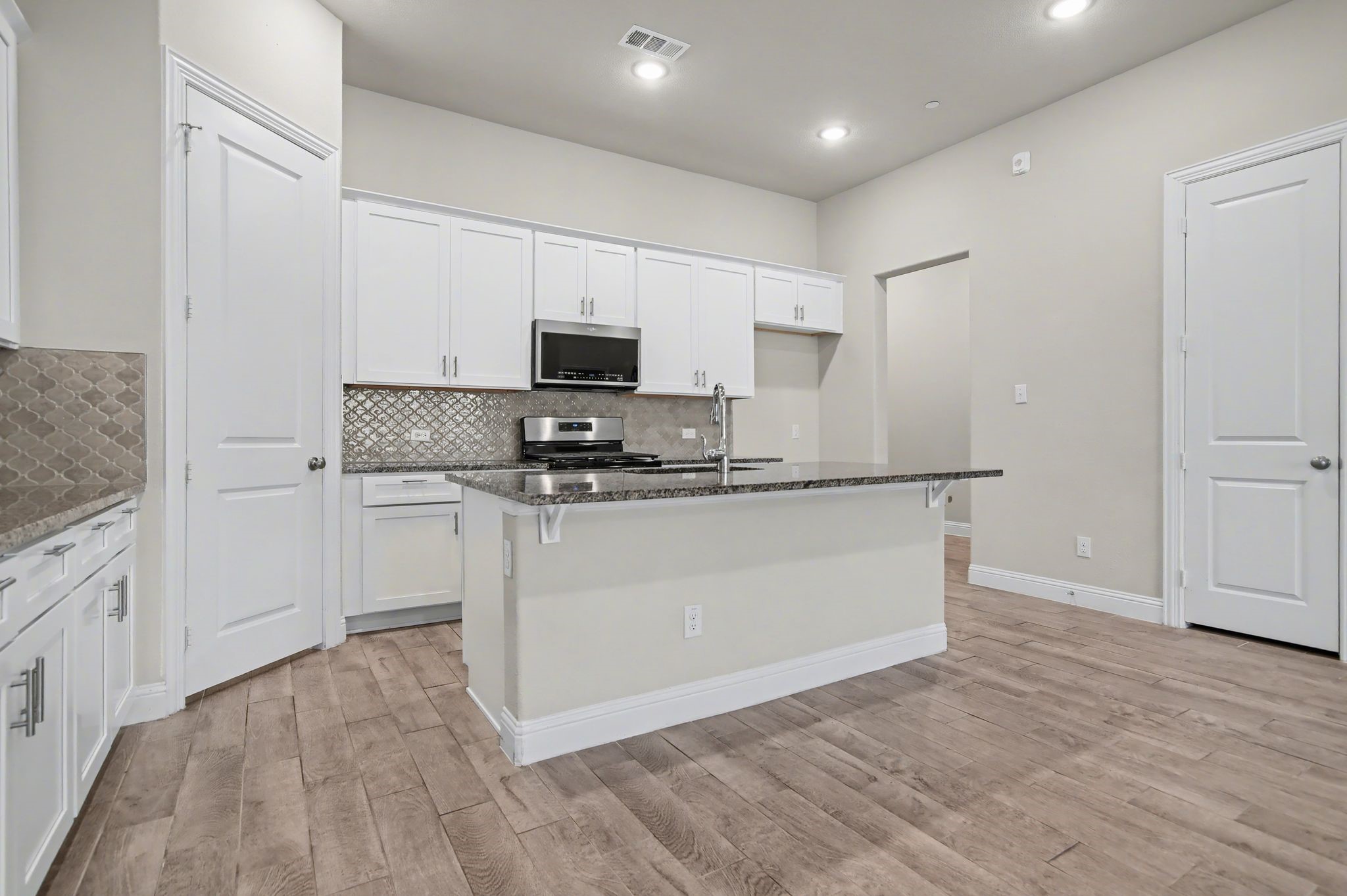 209 Suma Drive Euless TX 76040