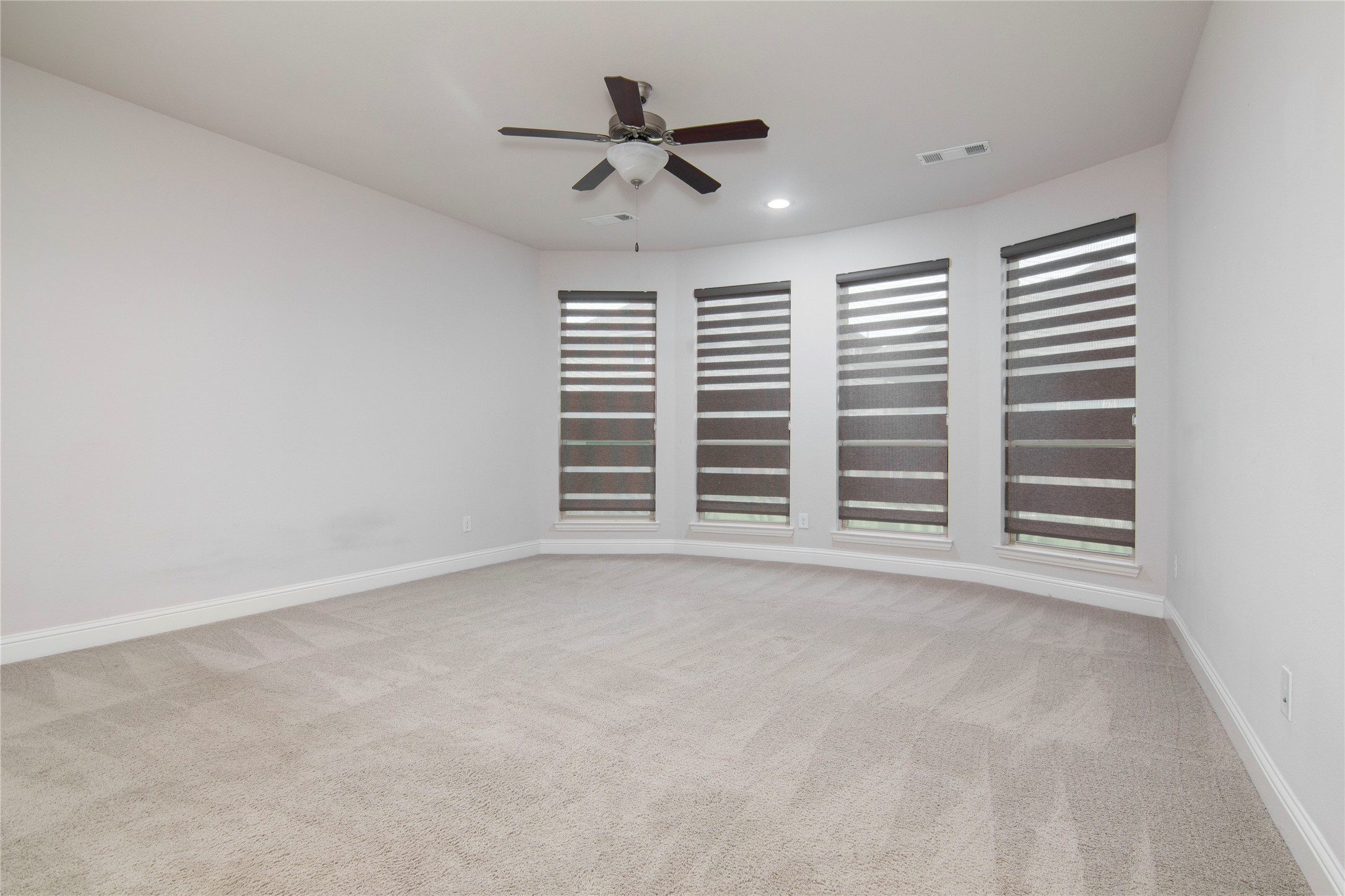 604 Winehart Street Lewisville TX 75056