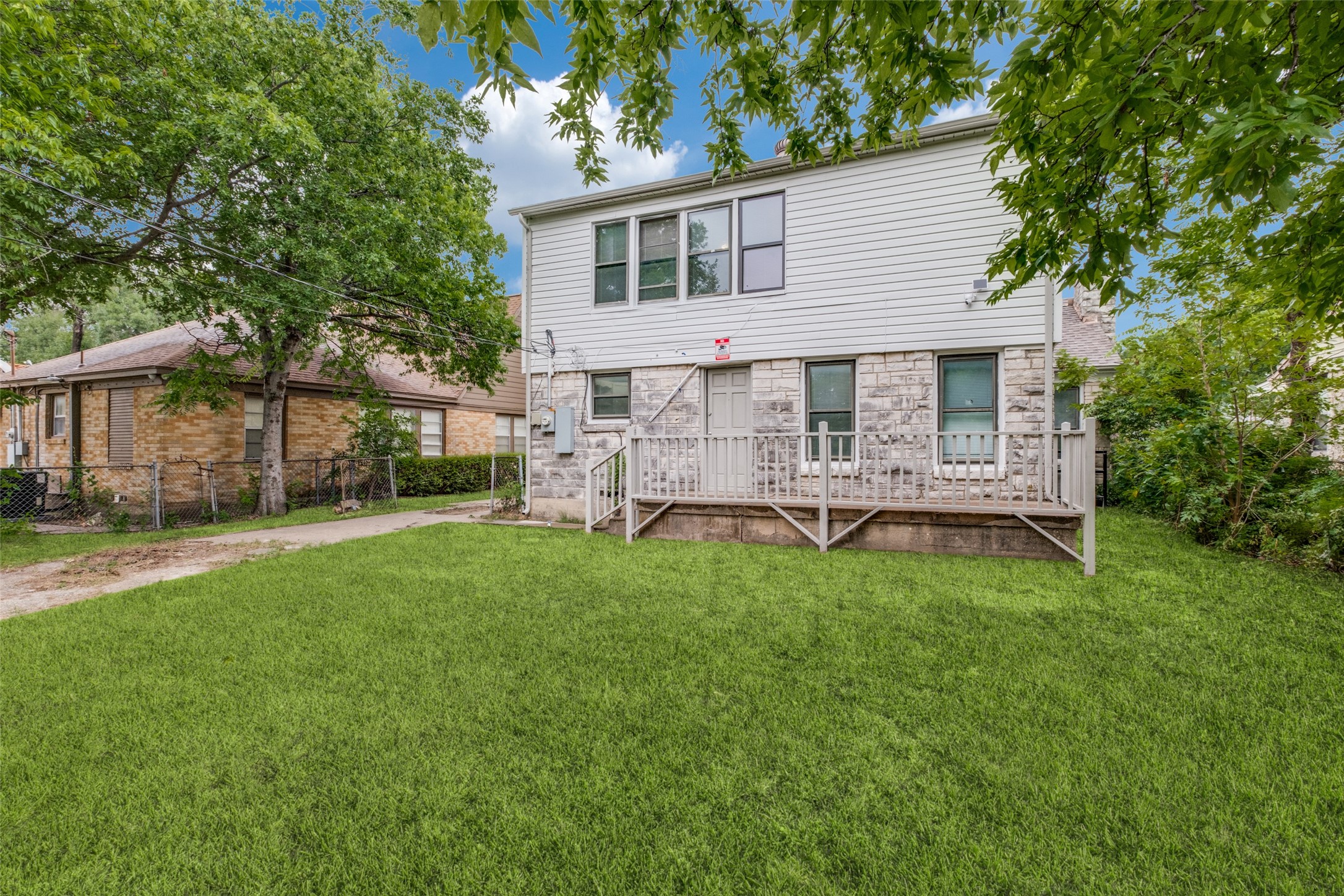 1835 Norfolk Avenue Dallas TX 75203