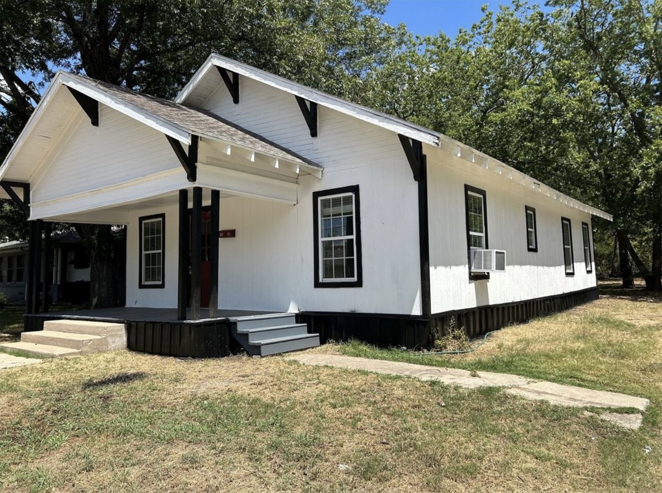 1508 Park Street Commerce TX 75428