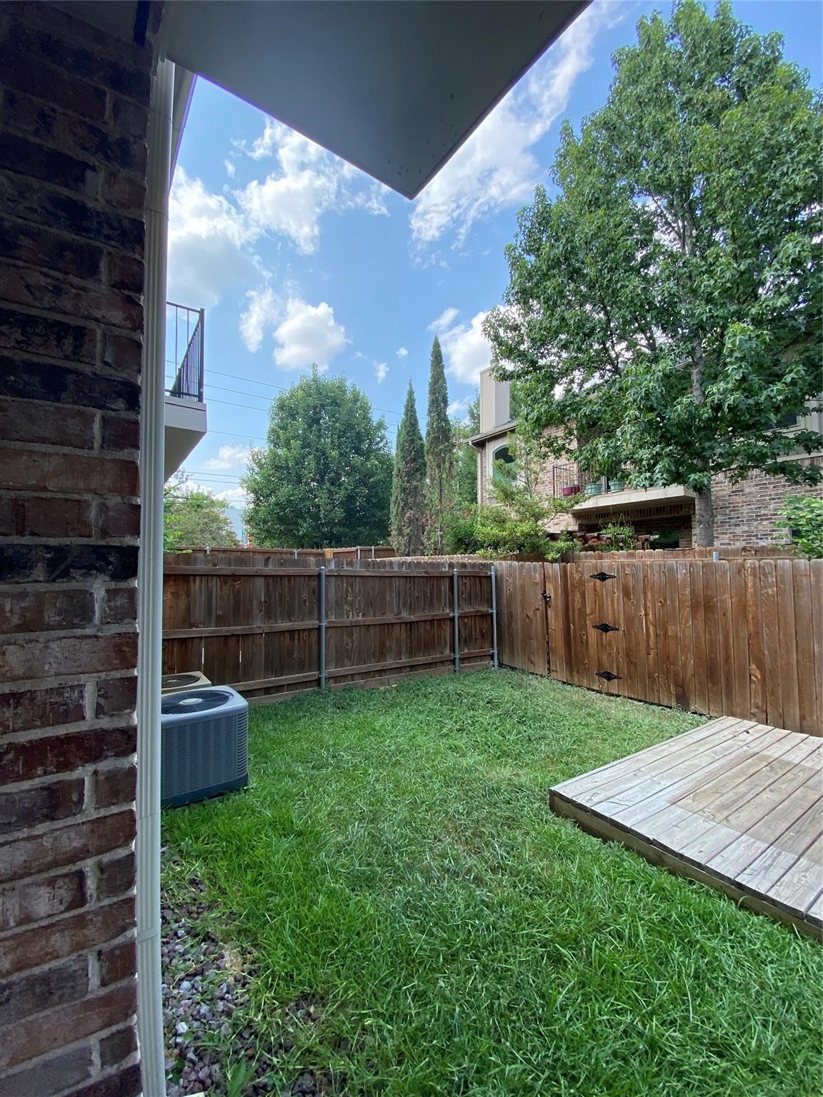 2222 Kirby Street Dallas TX 75204