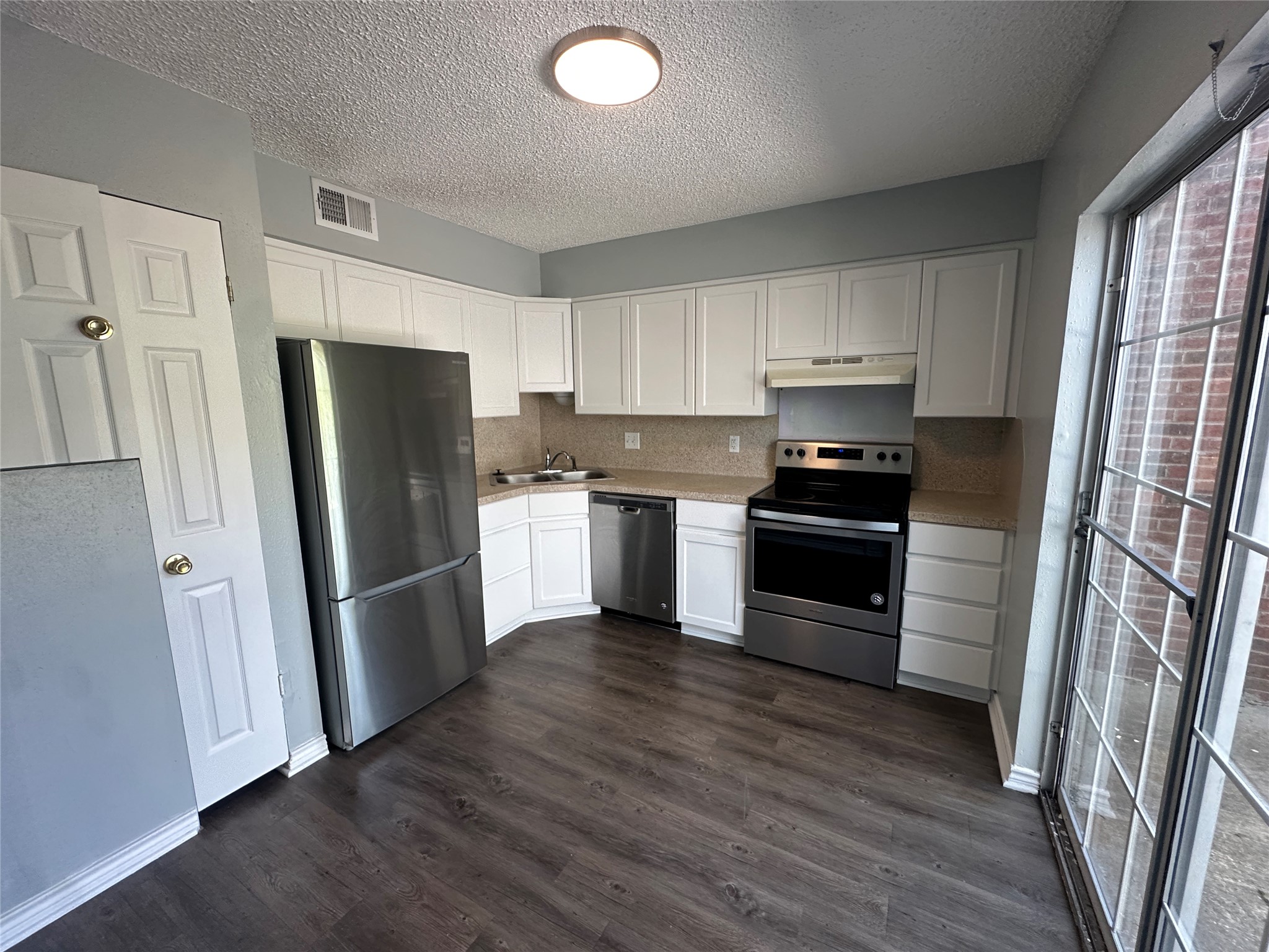 900 S Tennessee Street Mckinney TX 75069