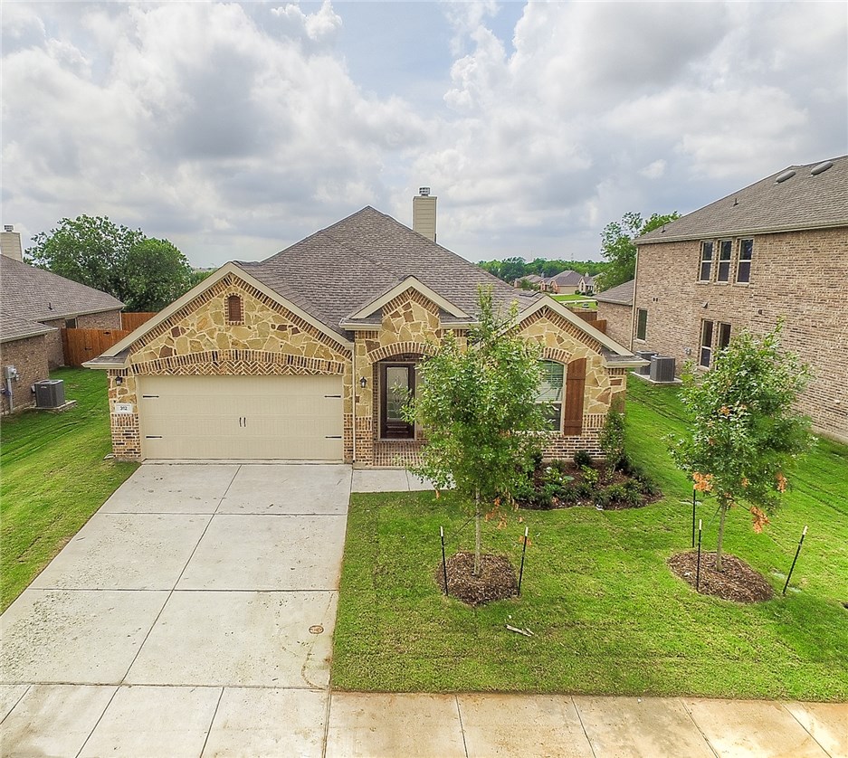 312 Chamberlain Drive Fate TX 75189