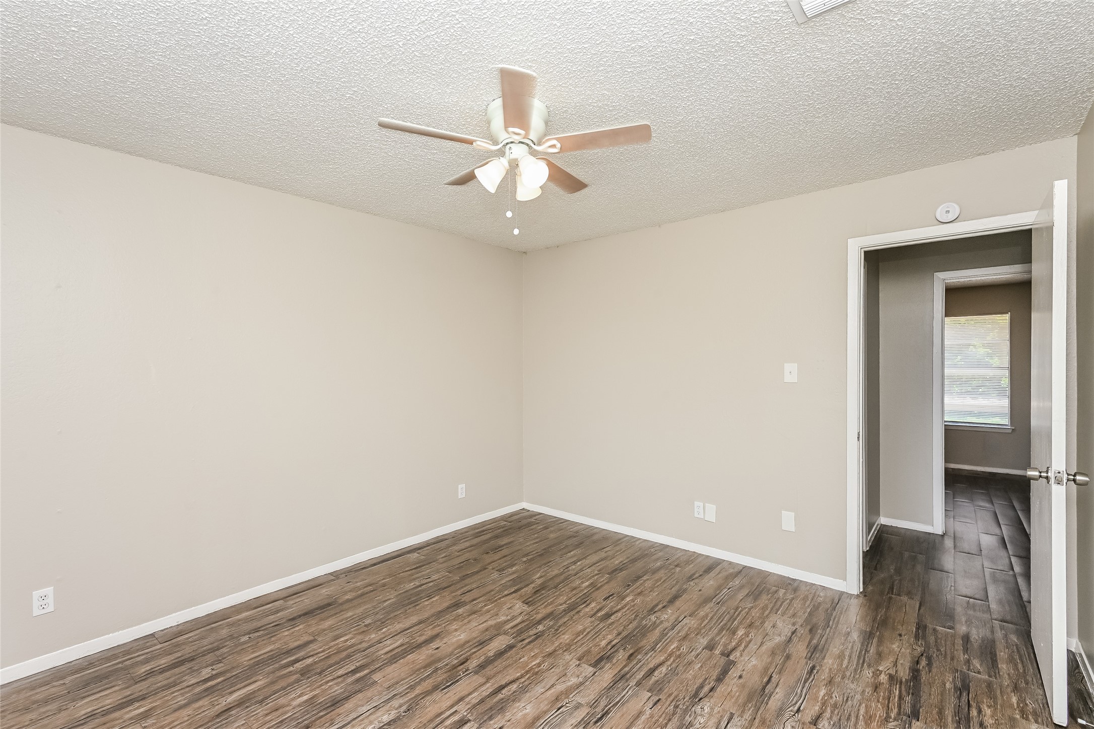3801-3807 Coates Circle Benbrook TX 76116