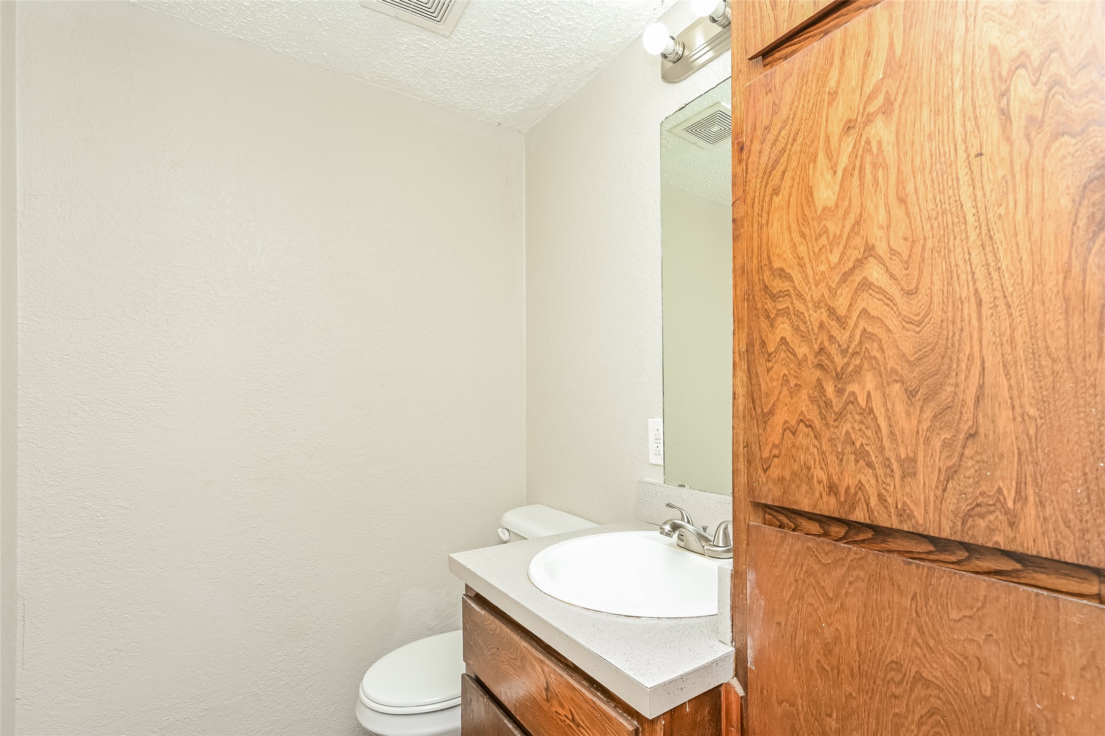 3801-3807 Coates Circle Benbrook TX 76116