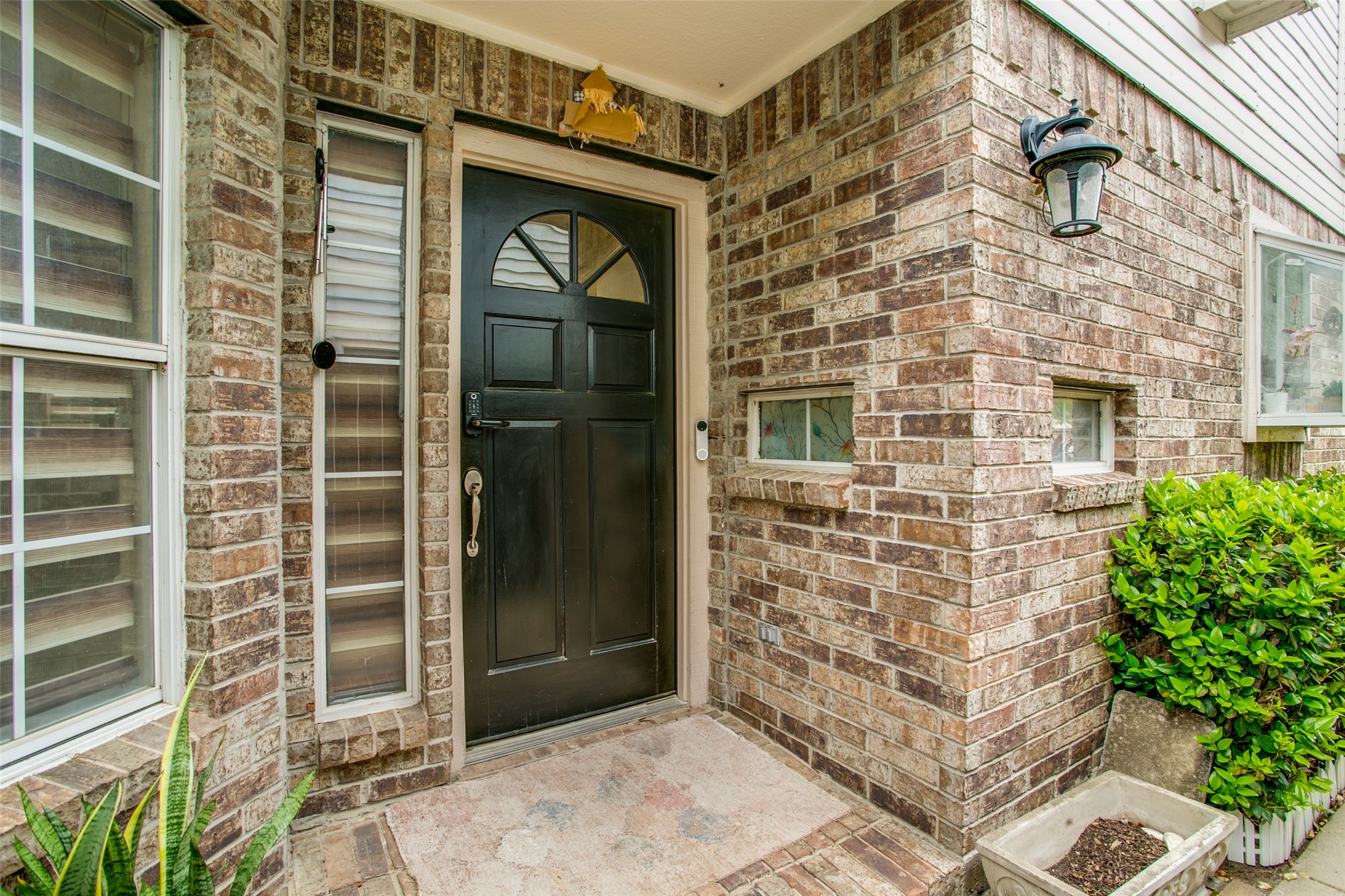 9432 Blue Jay Way Irving TX 75063