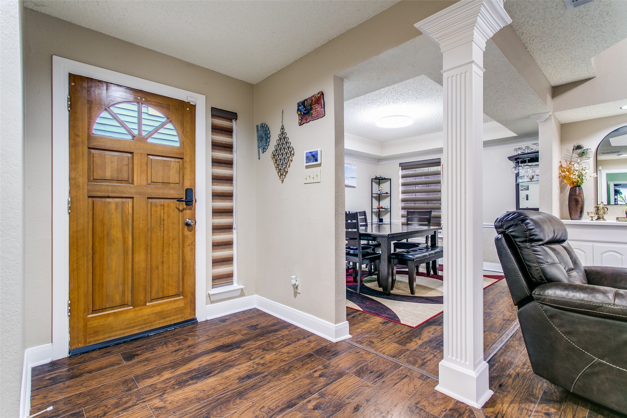 9432 Blue Jay Way Irving TX 75063