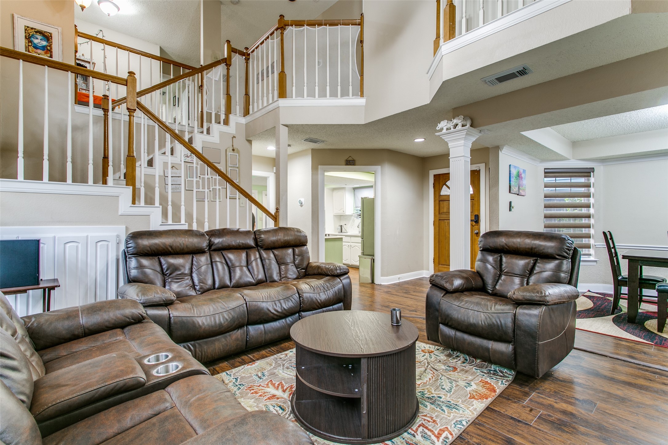9432 Blue Jay Way Irving TX 75063