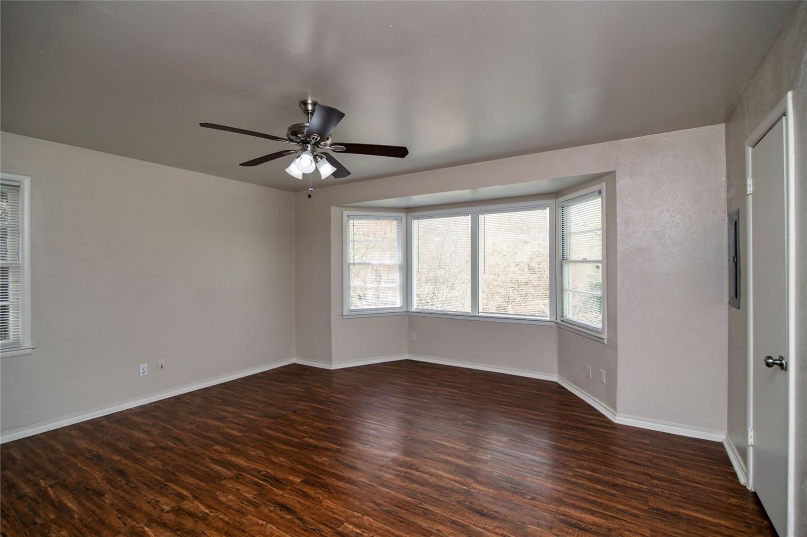 1604 Weiler Boulevard Fort Worth TX 76112