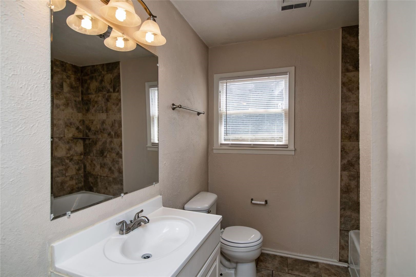 1604 Weiler Boulevard Fort Worth TX 76112