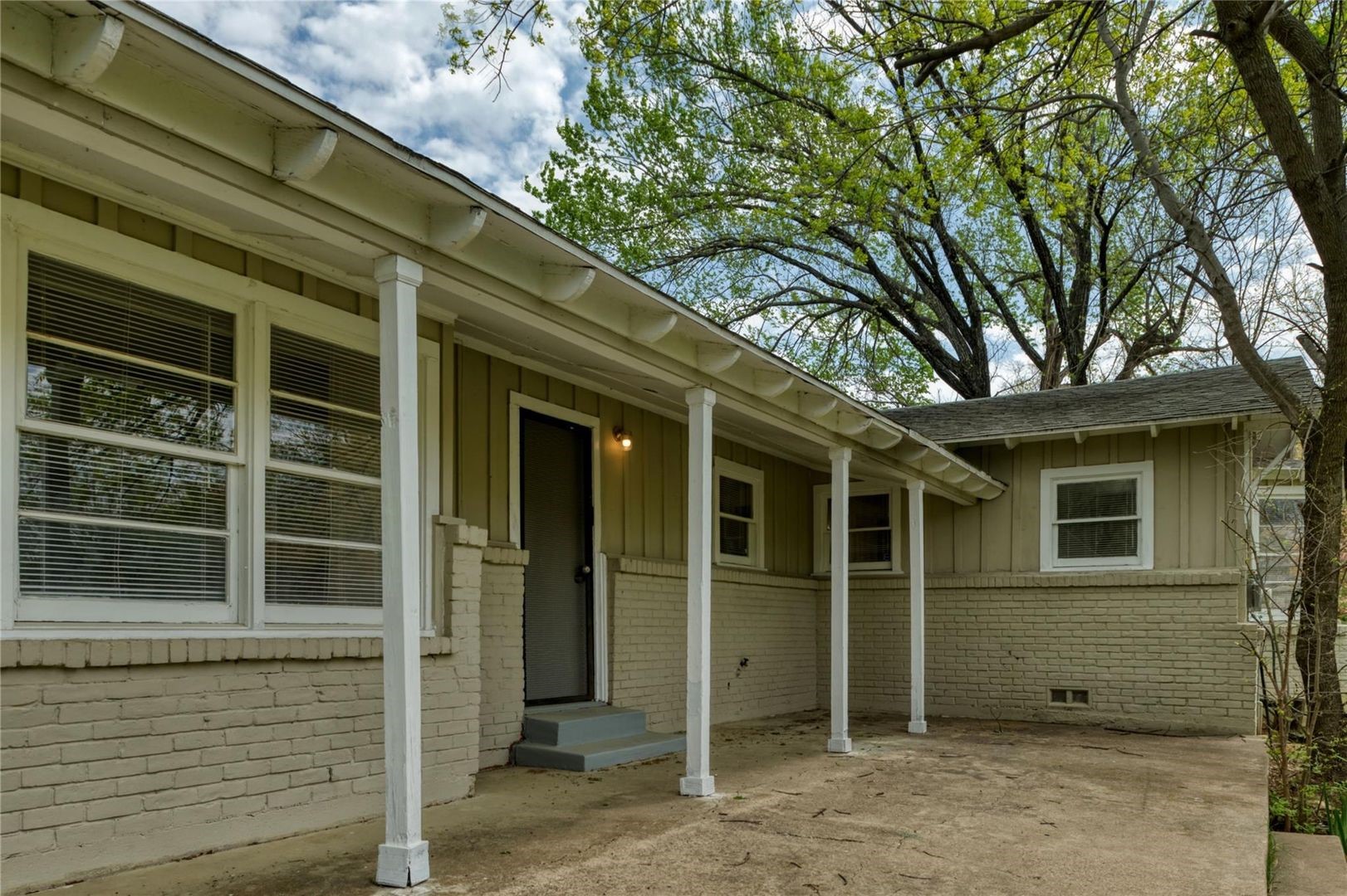 1604 Weiler Boulevard Fort Worth TX 76112