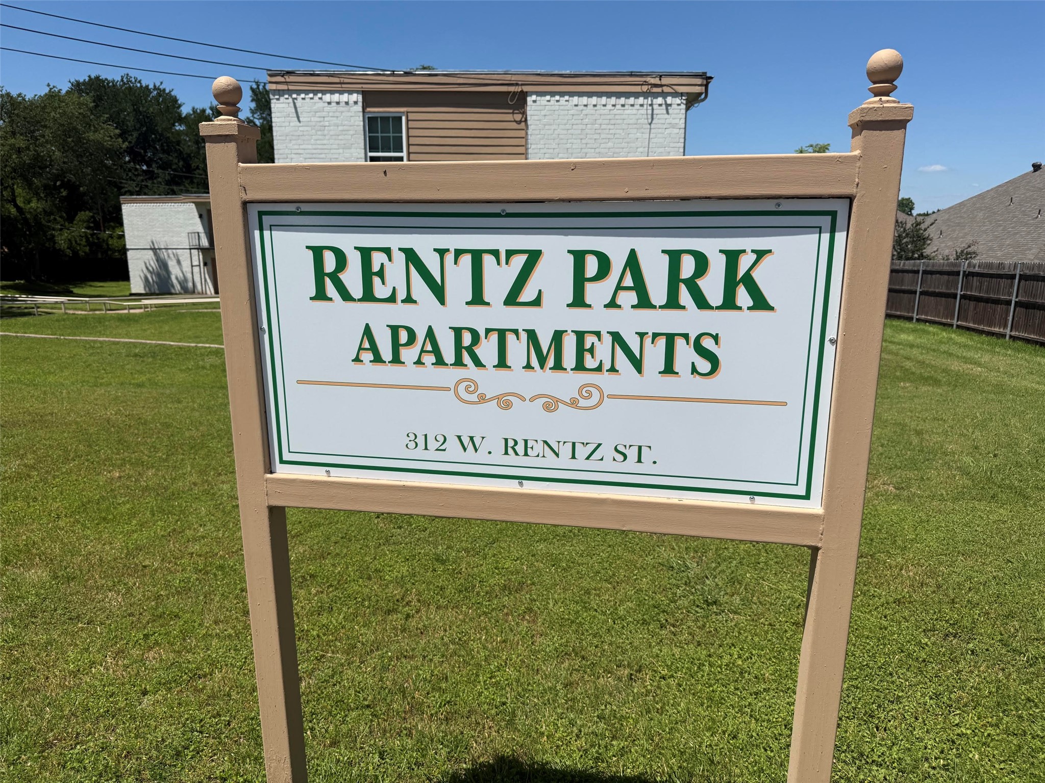 312 W Rentz Street W Weatherford TX 76086