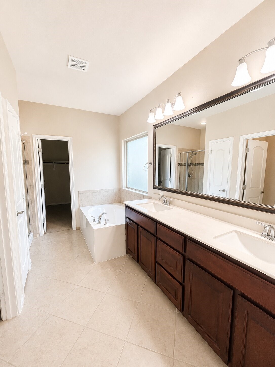 1045 Cydnie Street Kennedale TX 76060