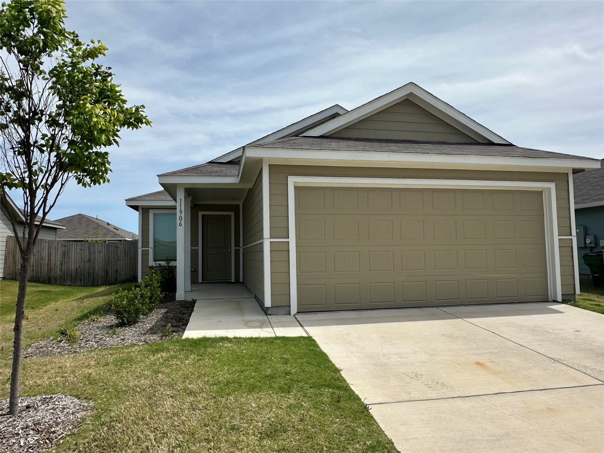 11906 Hermosa Lane Justin TX 76247