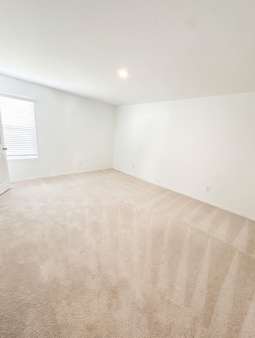 11906 Hermosa Lane Justin TX 76247